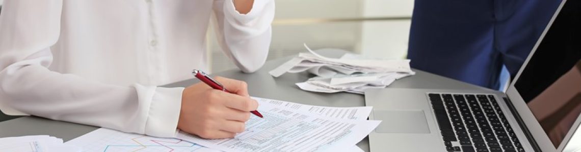 Betaalde premie voor buitenlandse AOV als aftrekpost?